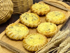 Перепечки с картофелем и грибами